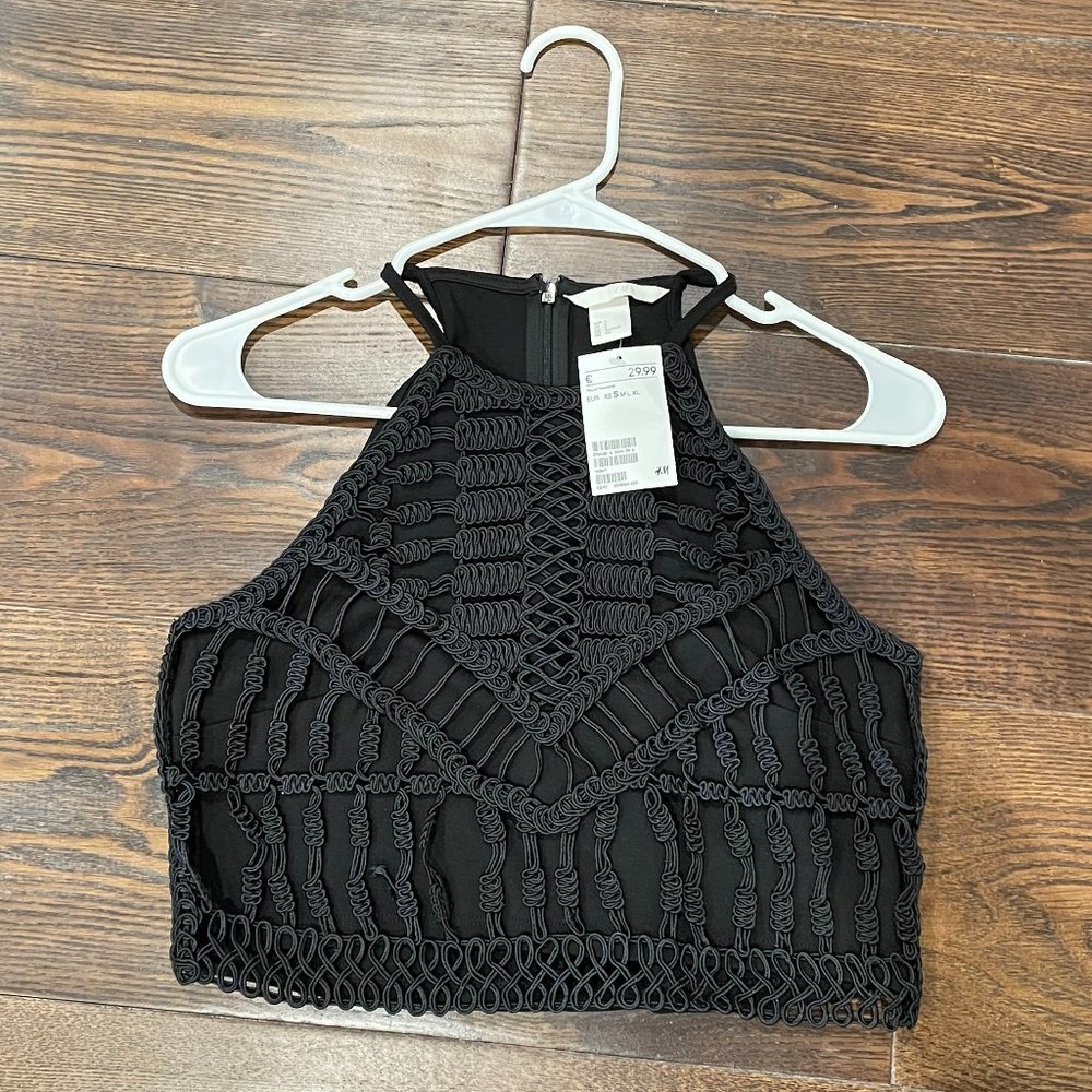 H&M Black Crop Top
